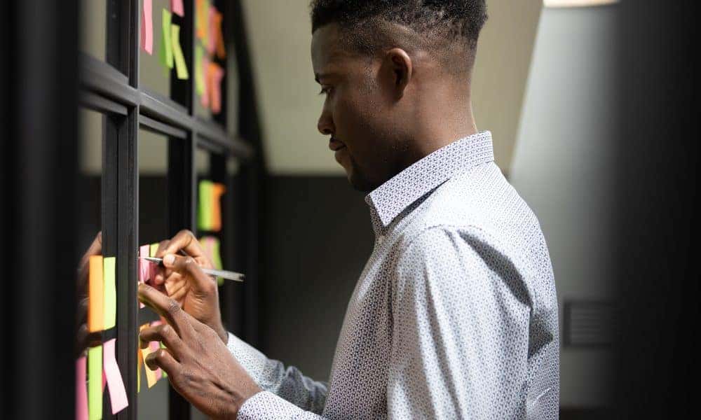 How to Organize Your Life Without Feeling Overwhelmed (2020)
