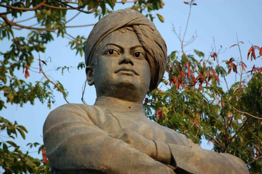 60 Swami Vivekananda Quotes from His Life and Teachings (2021)