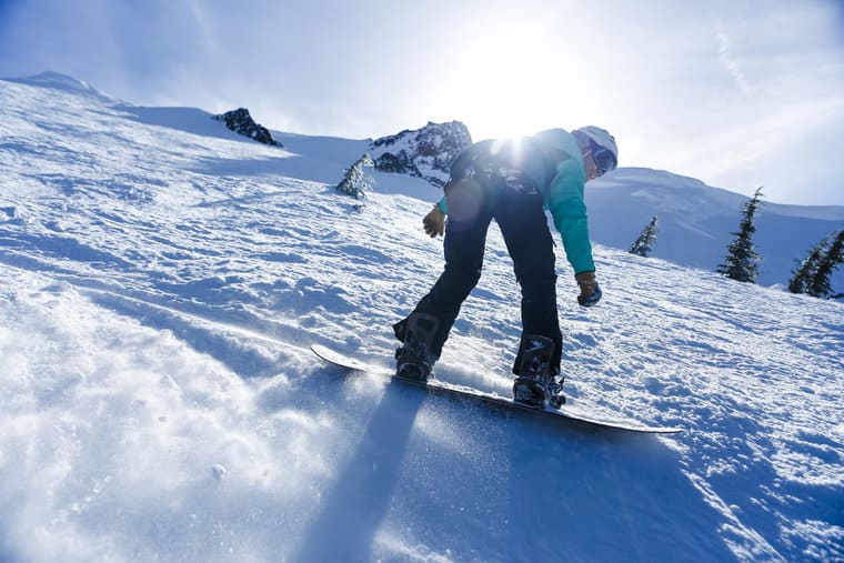 #40 Snowboarding Quotes For Those Cruisin’ Down the Powder